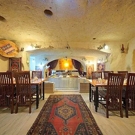 Fosil Cave Hotel 3*